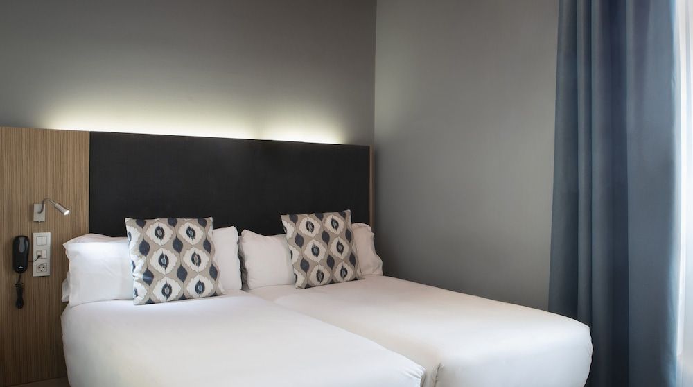 Petit Palace Plaza del Carmen Standard Double Room