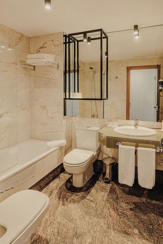 undefined Rafaelhoteles Atocha 6