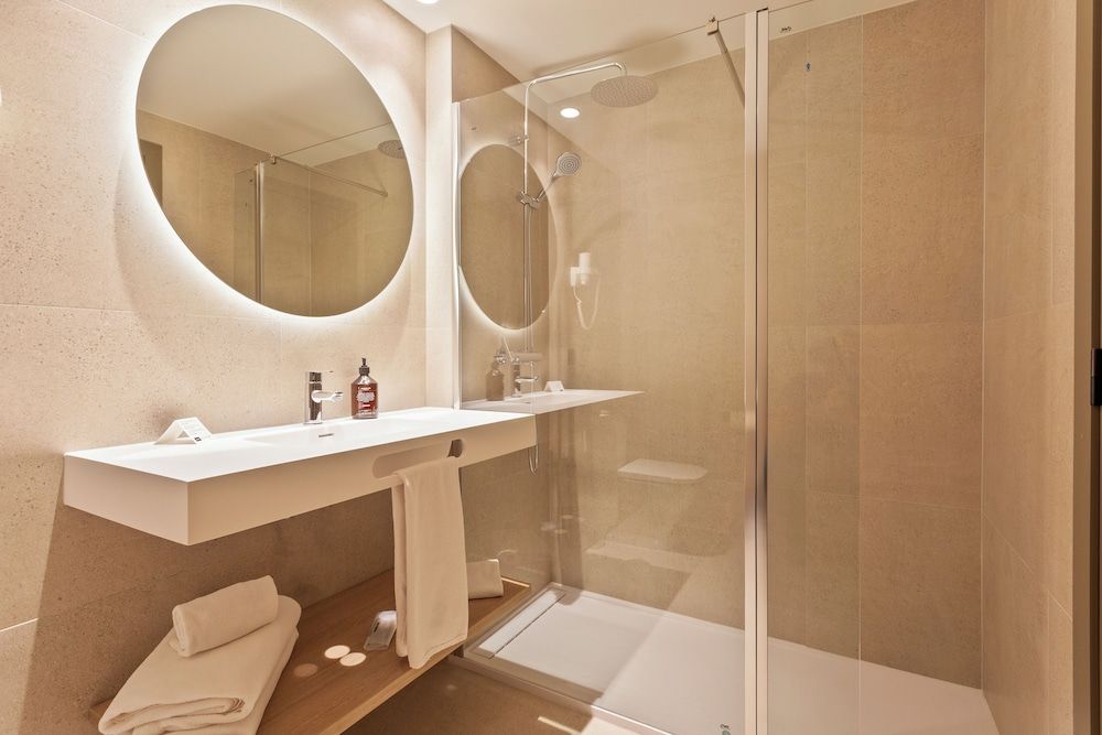 Acta Piramides Superior Double Room 10