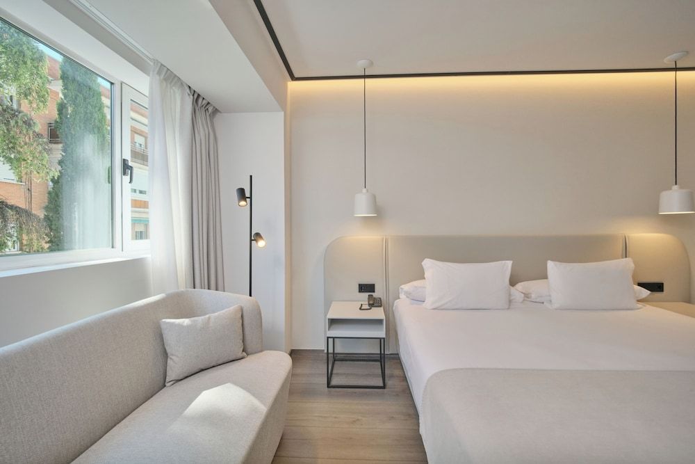 1881 Madrid Ventas Hotel Standard Double Room 13