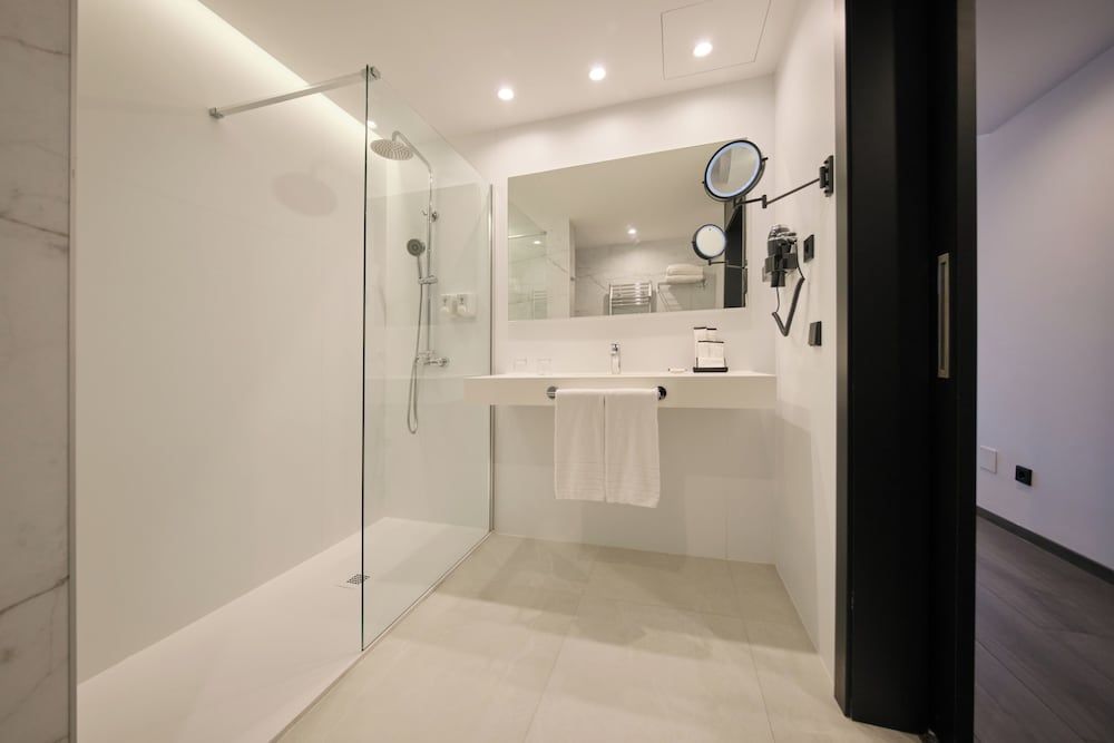 1881 Madrid Ventas Hotel Standard Double Room 9