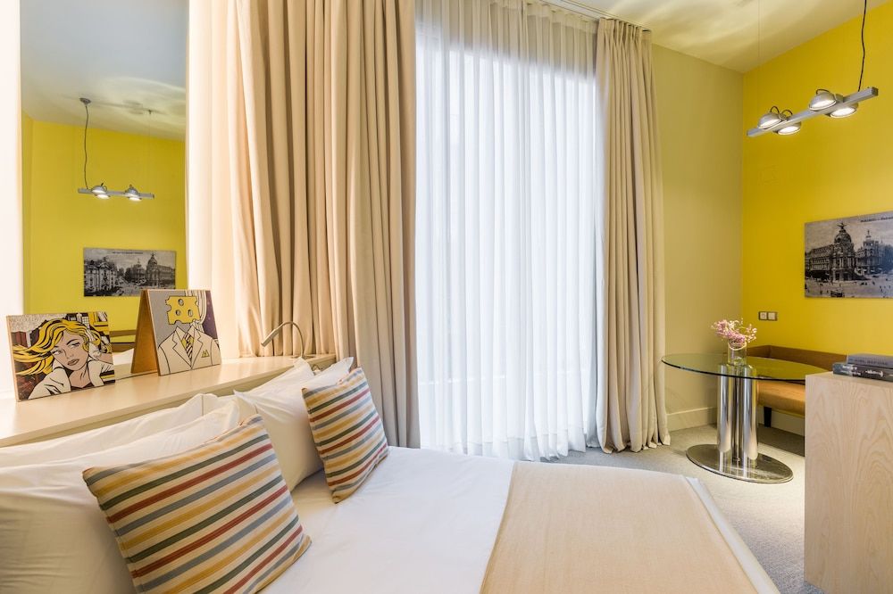 Room Mate Alicia, Madrid Standard Room 2