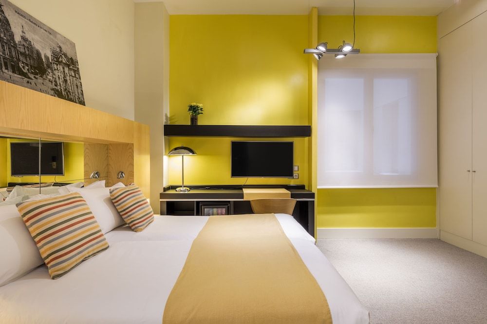 Room Mate Alicia, Madrid Basic Double Room 2