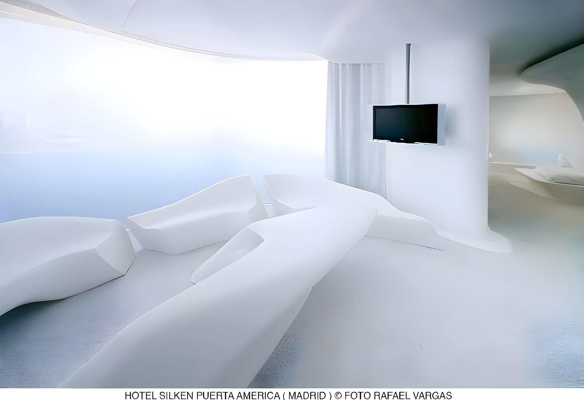 undefined Hotel Puerta América 5