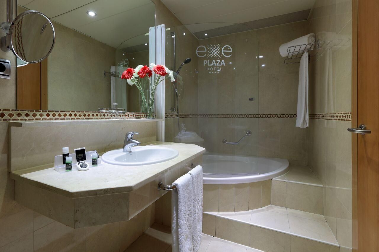 undefined Hotel Exe Plaza 6