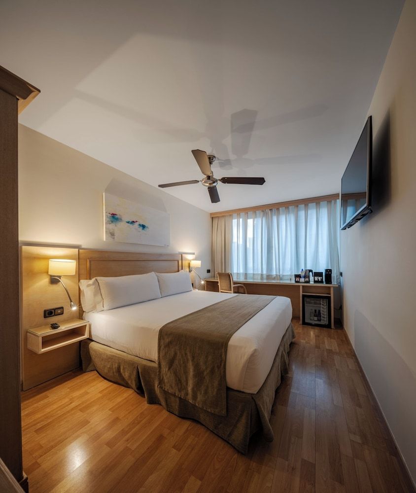 undefined Hotel Luze Castellana 5