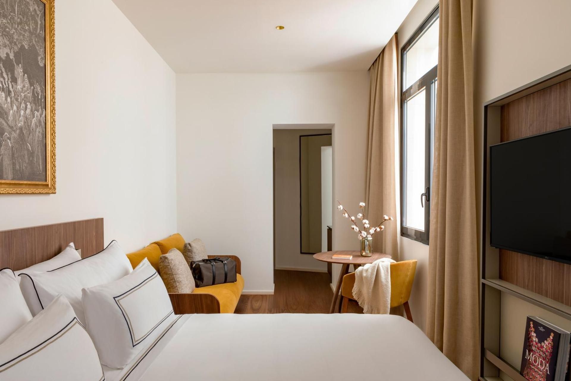 Superior Connected Rooms with Views