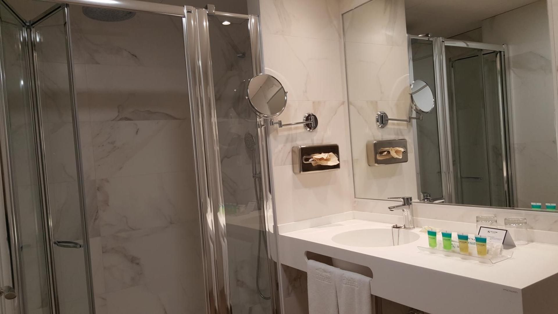 undefined Senator Barajas Hotel 4