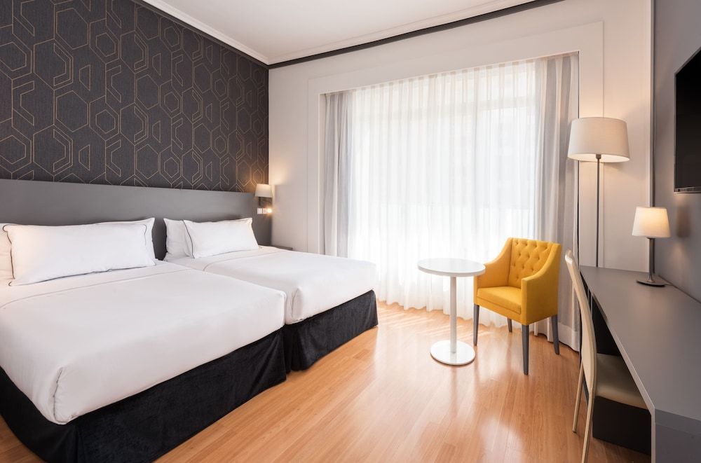 undefined Hotel Madrid Plaza de España Affiliated by Meliá 6