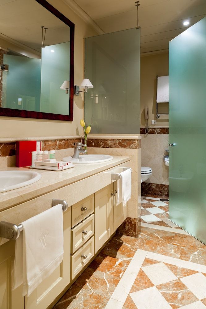 undefined Wellington Hotel & Spa Madrid 8