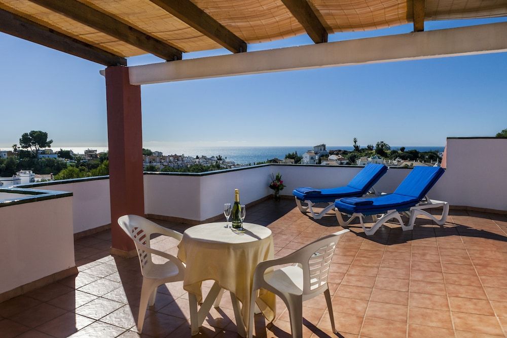 Hotel Los Arcos Superior Room, Terrace, Partial Ocean View 13