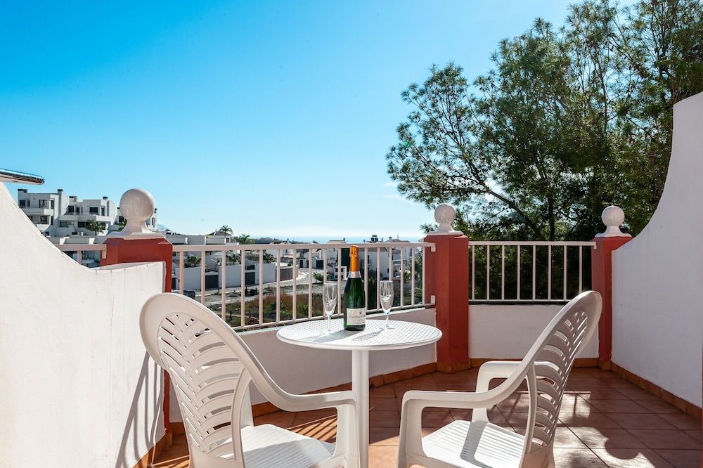 Hotel Los Arcos Comfort Room, Terrace, Partial Ocean View 7