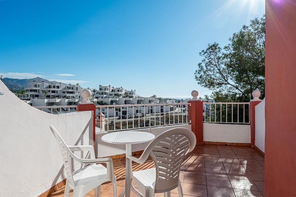 Hotel Los Arcos Comfort Room, Terrace, Partial Ocean View 8