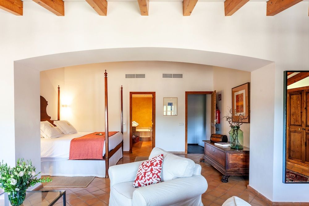 Finca Son Palou Junior Suite, Jetted Tub 8