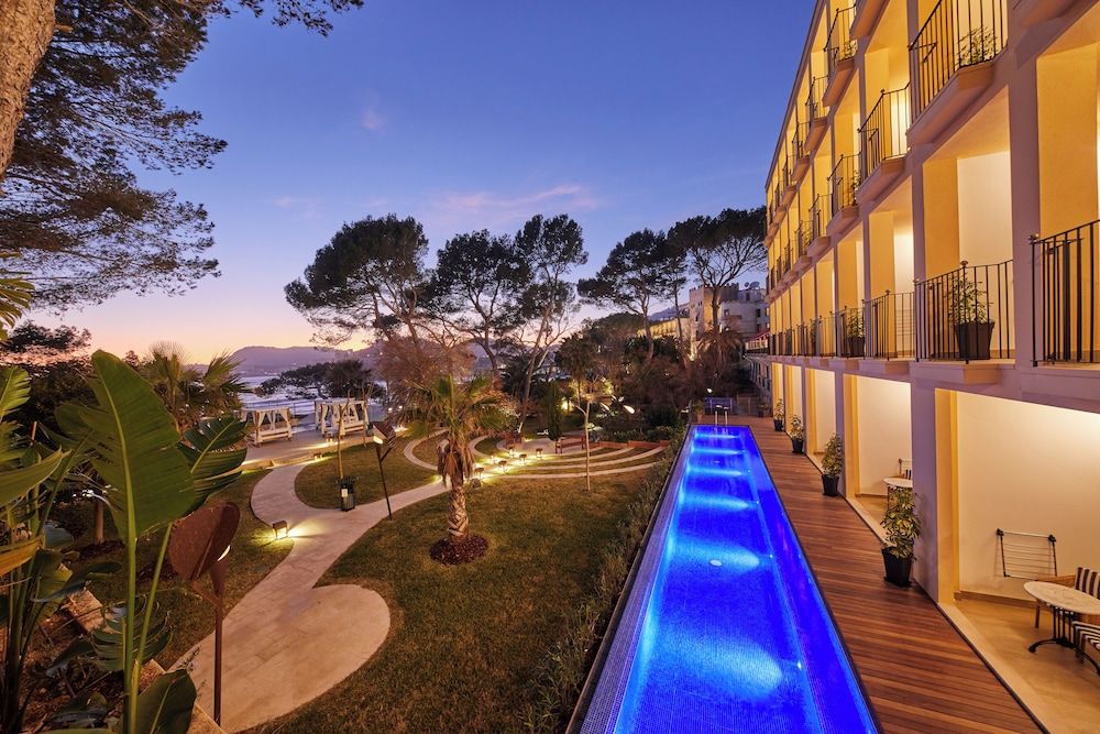 Private Pool