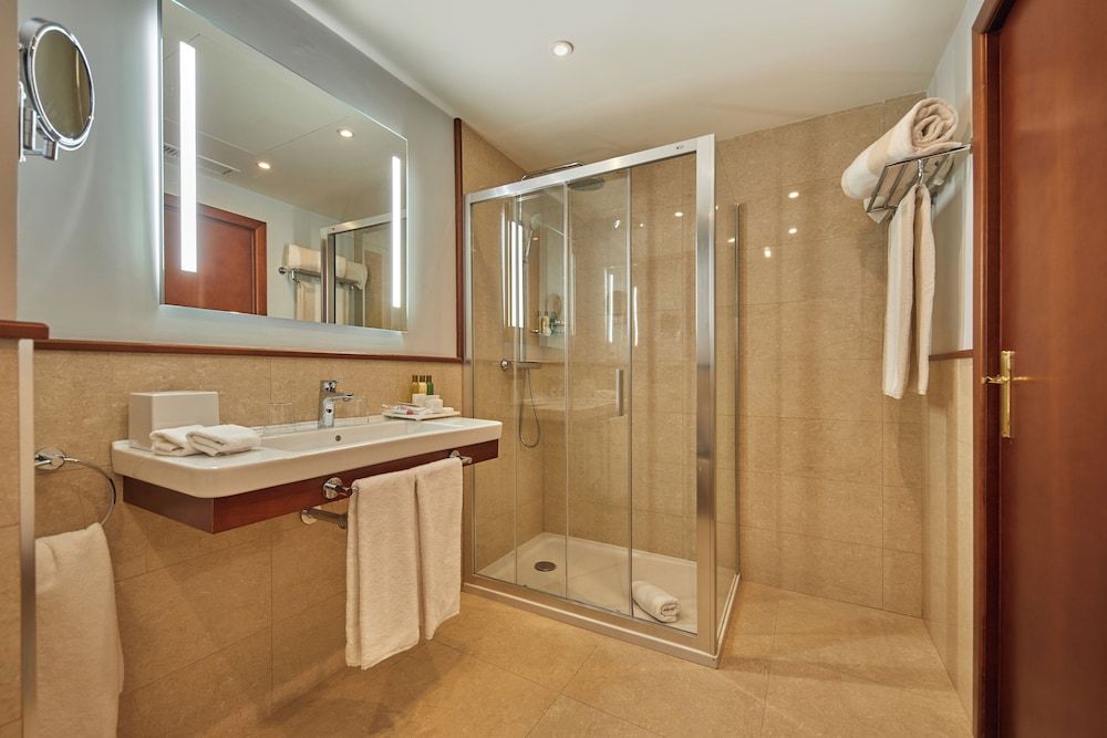 Secrets Mallorca Villamil Resort & Spa - Adults Only Deluxe Double Room, Hot Tub, Garden View (Terrace) 2