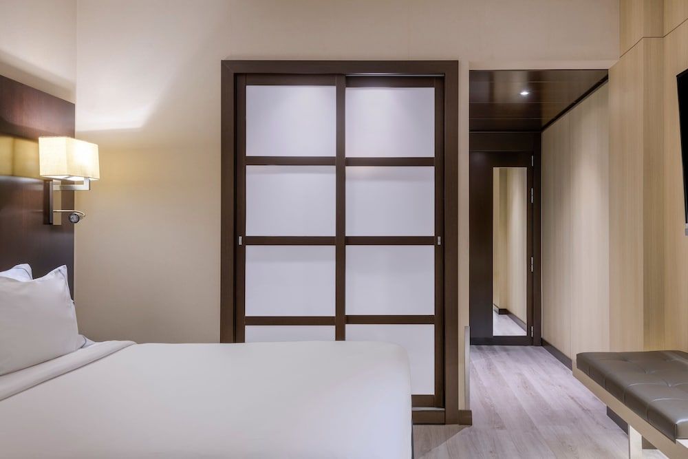 Standard Room, 1 Queen Bed with Sofa bed, Non Smoking