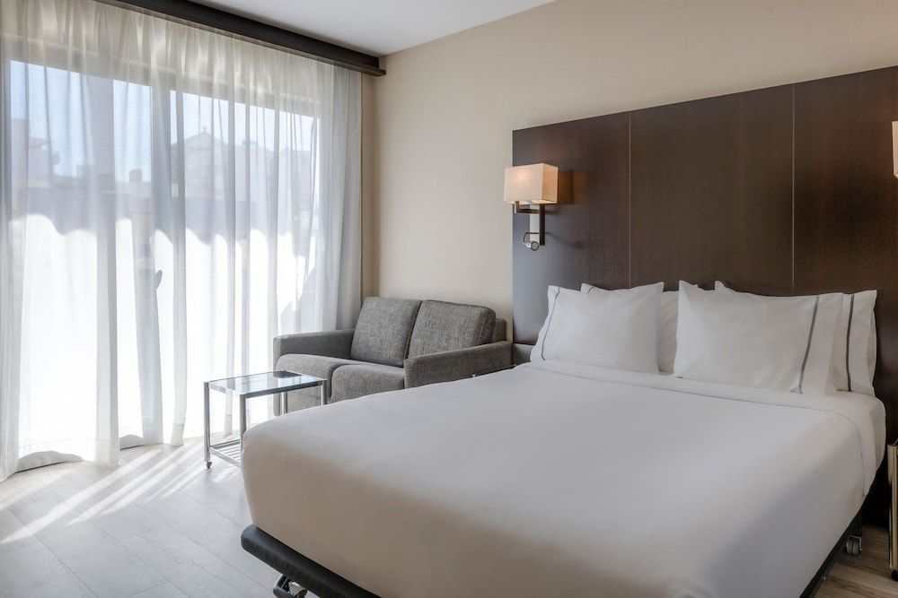 Standard Room, 1 Queen Bed with Sofa bed, Non Smoking
