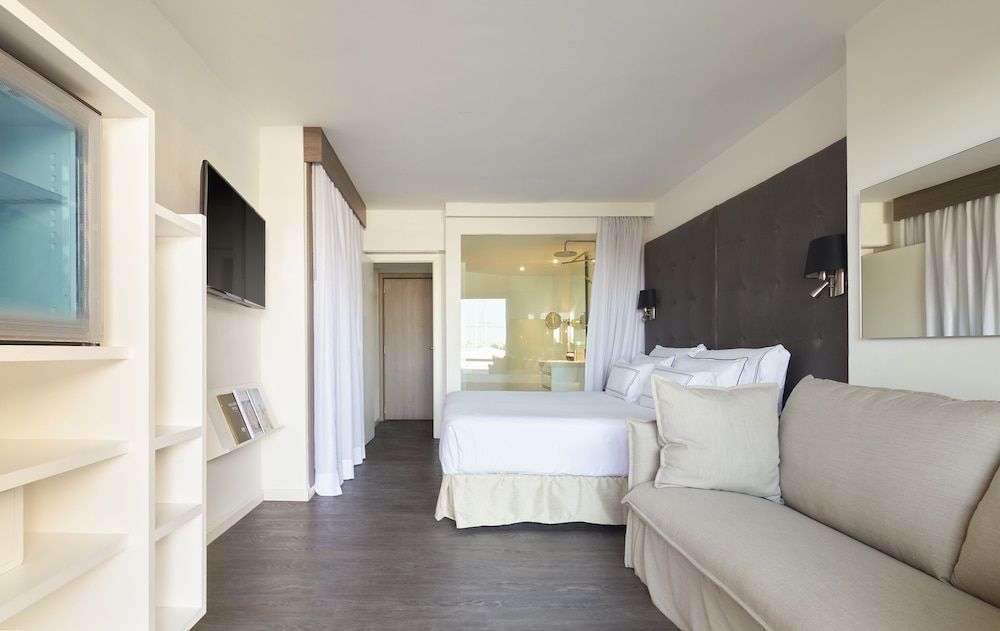 Melia Palma Marina The Level Premium Sea View with Solarium 3