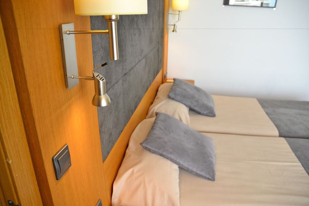 Double Room, Sea View (1 adult + 2 children)