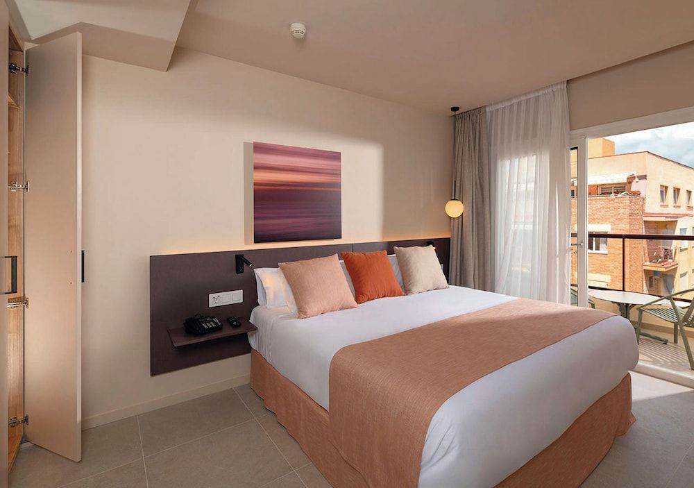 AQUA Hotel Promenade & Spa Family Quadruple Room (3 adults and 1 child) 2