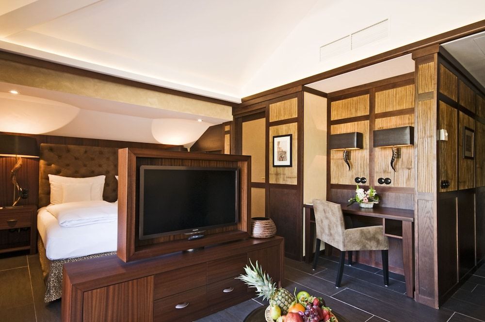 Lindner Hotel Mallorca Portals Nous, part of JdV by Hyatt Junior Suite (African) 5