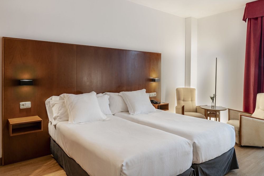 Double Room (with extra Bed for child)