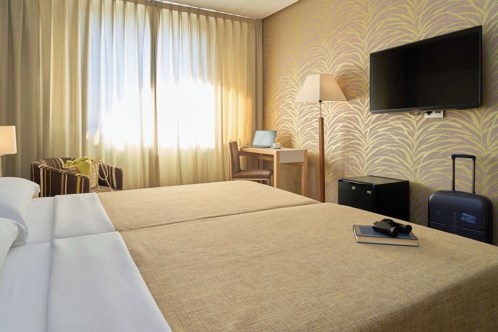 Macià Doñana Double Room with extra bed for adults 2