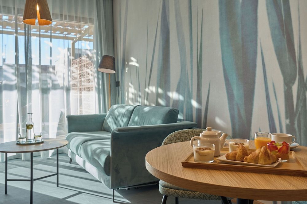 Macià Doñana Junior Suite con Jacuzzi y Terraza con vista Piscina 9