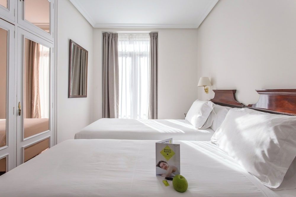 Sercotel Hotel Europa Superior Apartment 4