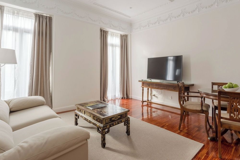 Sercotel Hotel Europa Superior Apartment 9