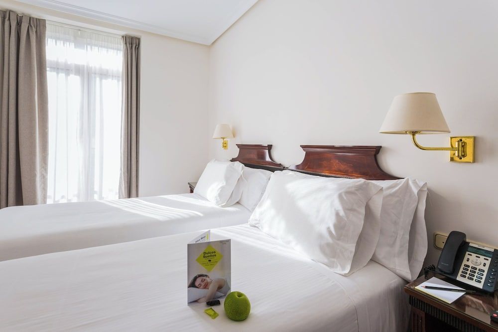 Sercotel Hotel Europa Superior Apartment 3