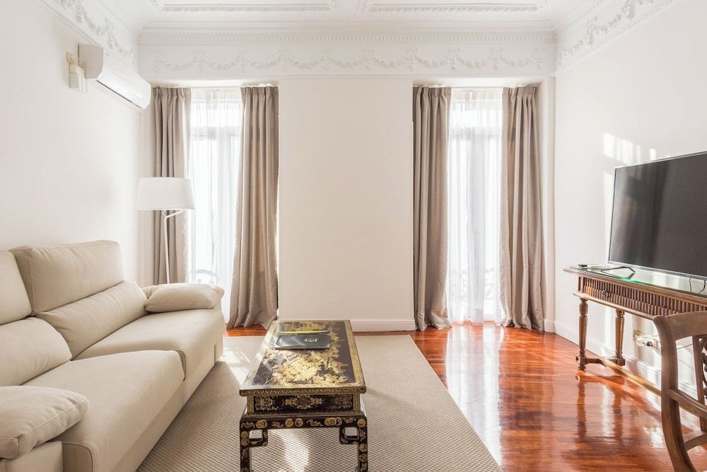 Sercotel Hotel Europa Superior Apartment 12