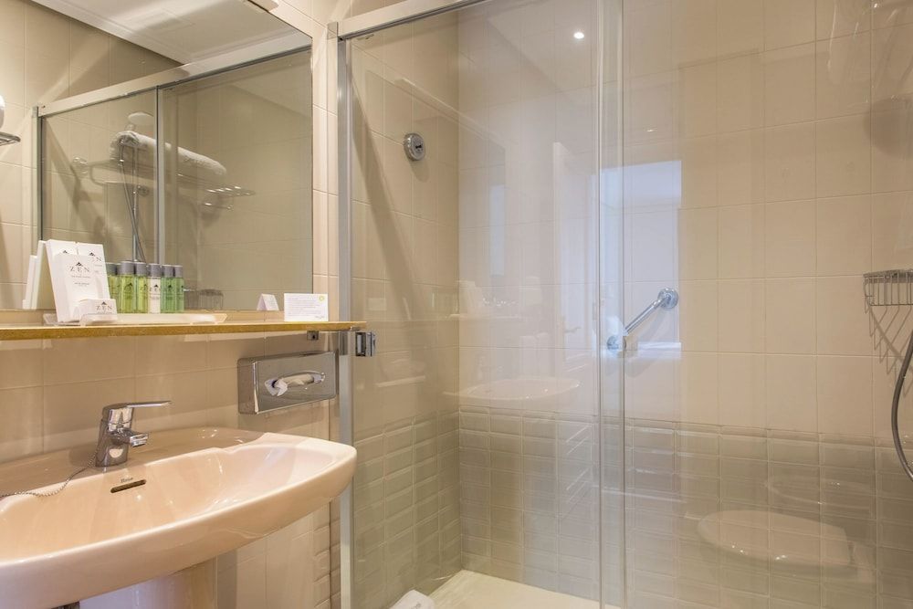 Sercotel Hotel Europa Superior Apartment 6