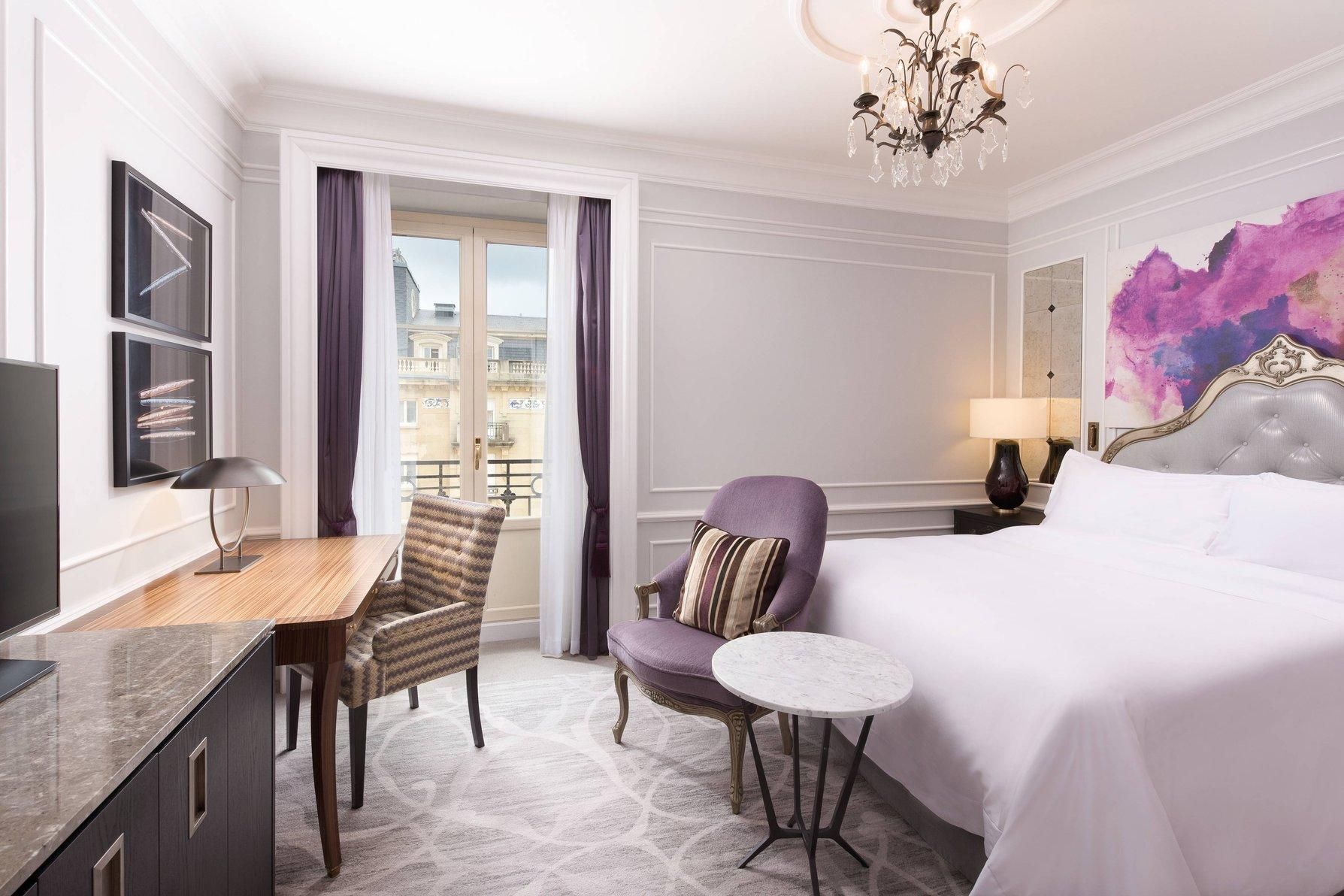 Deluxe Room, Guest room, 1 King, Garden view