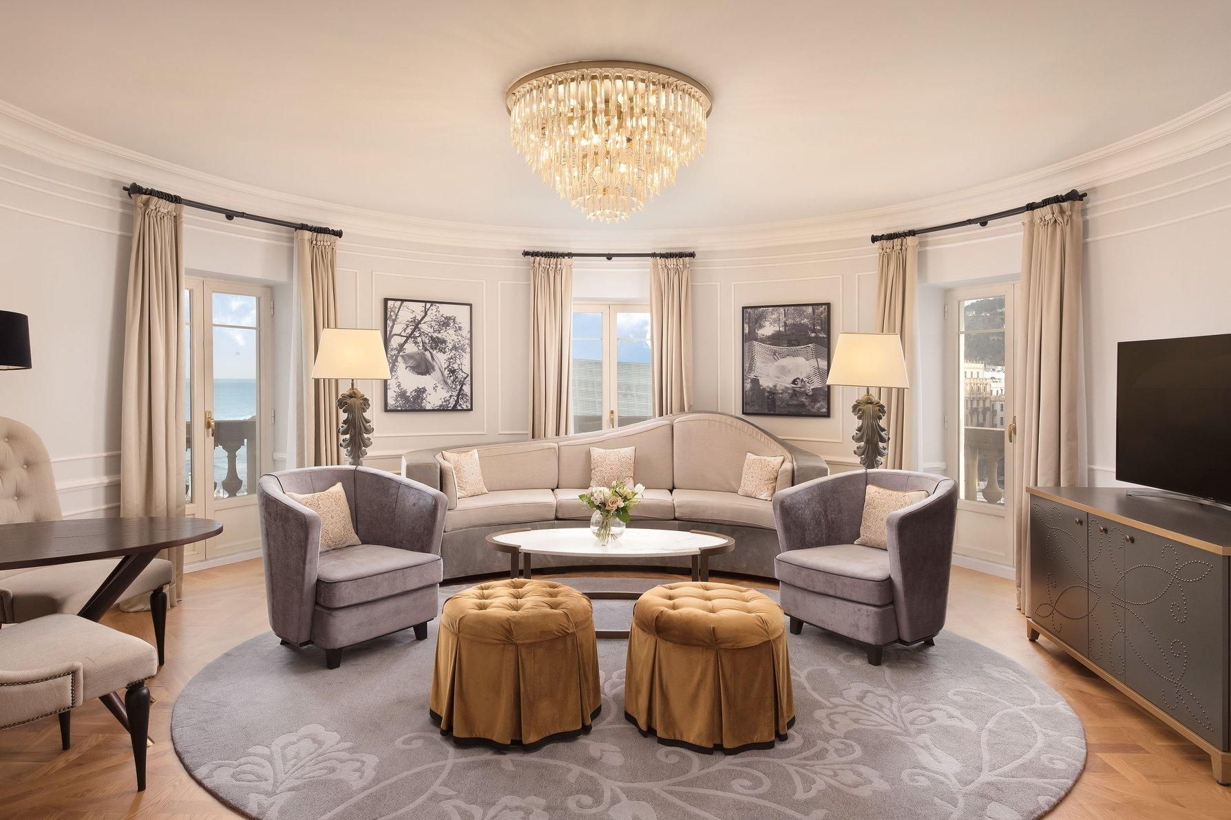 Maria Cristina Royal, 1 Bedroom Suite, 1 King, River view, Corner room, Top floor, Terrace