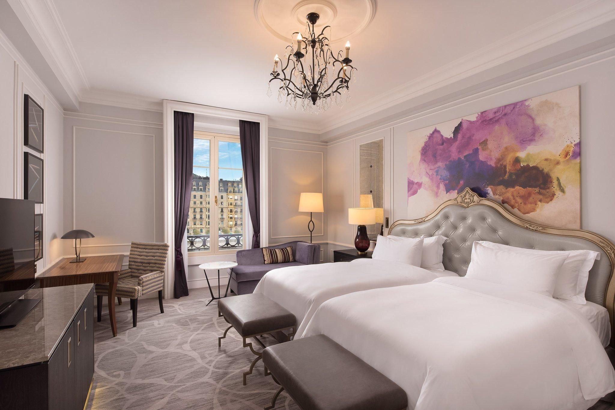 River Suite, 1 Bedroom Suite, 2 Twin, River view, Corner room