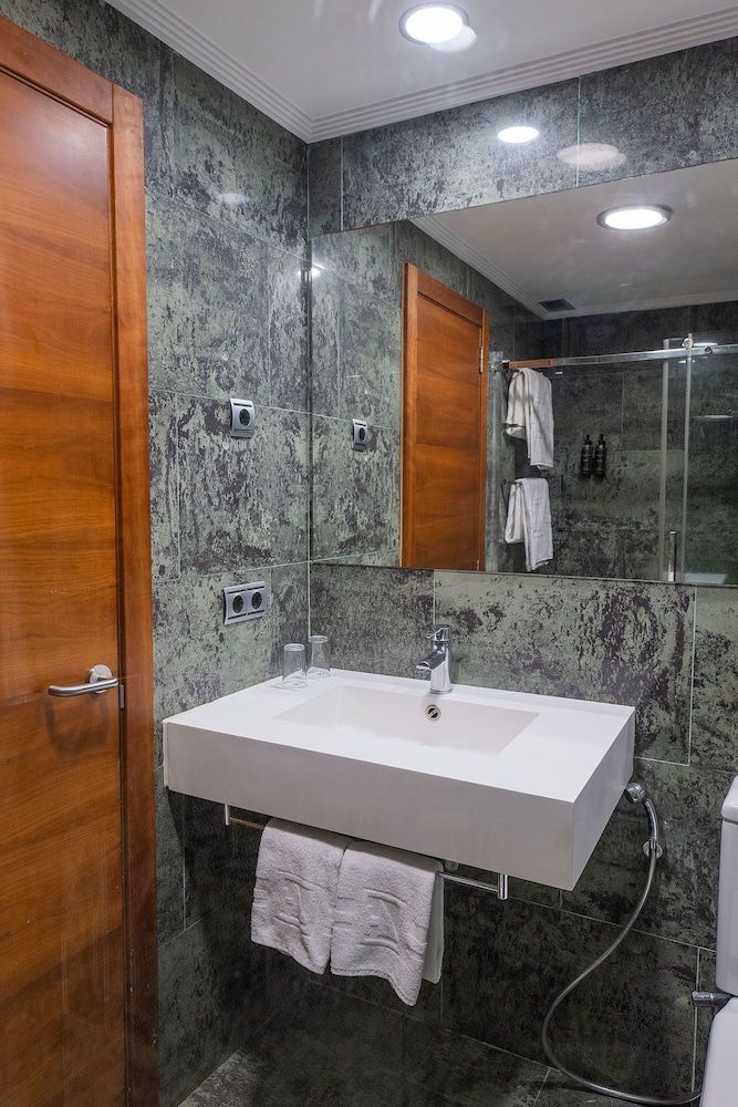 Eurostars Amara Junior Suite 5