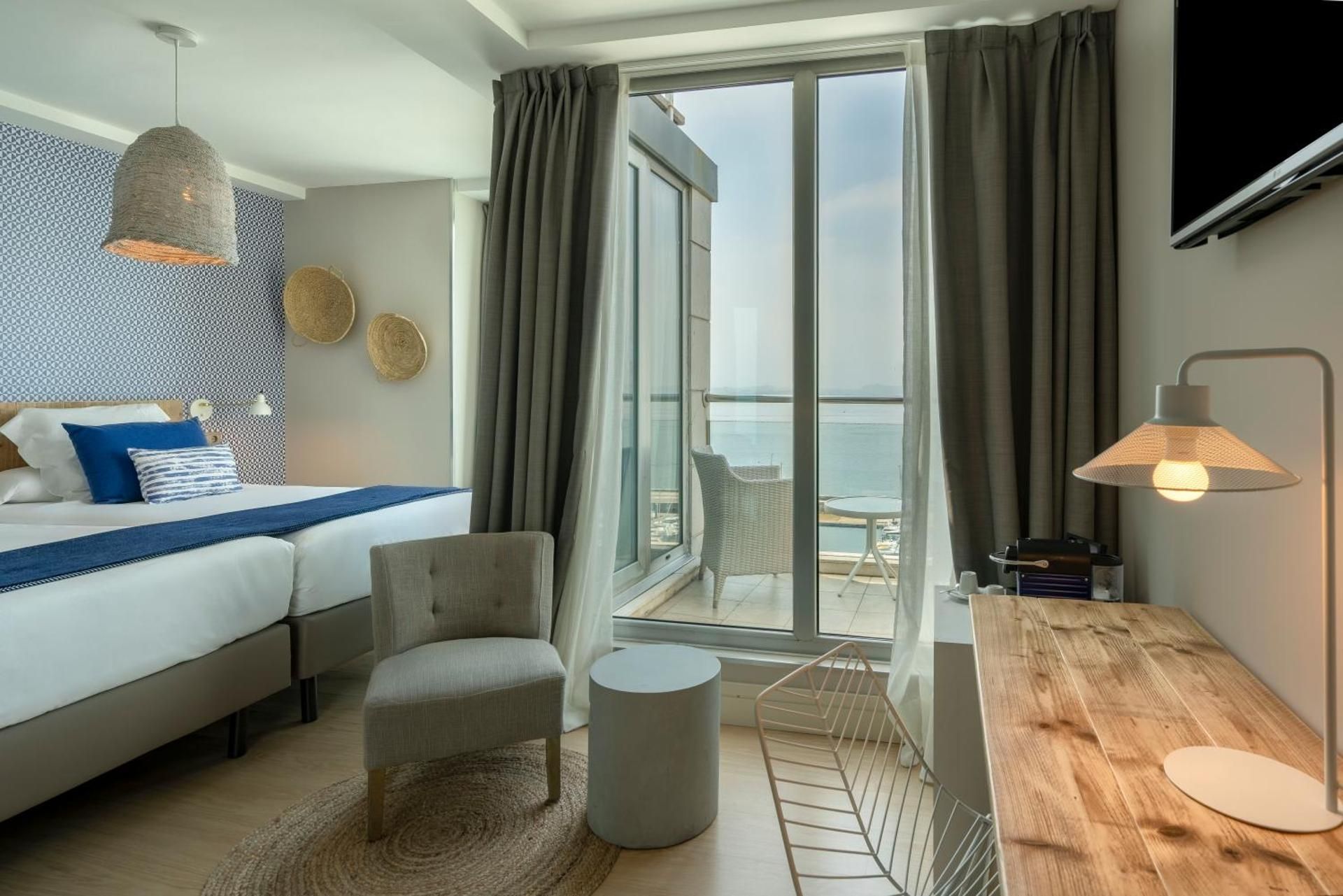 Double Room with Sea View and Terrace