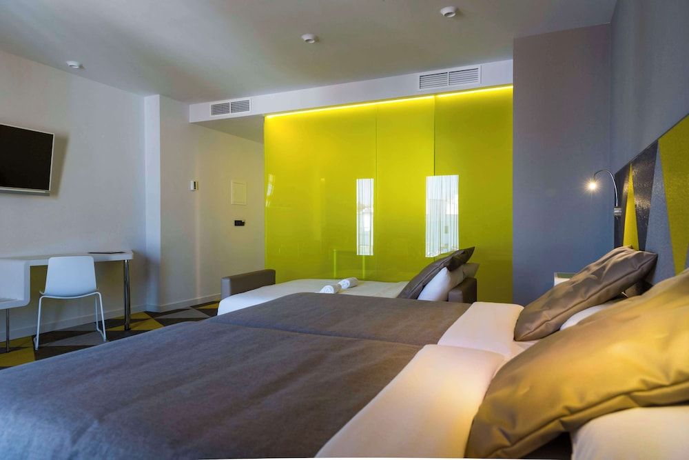 Hotel Macia Sevilla Kubb Double Room (Sofa bed for 3) 2