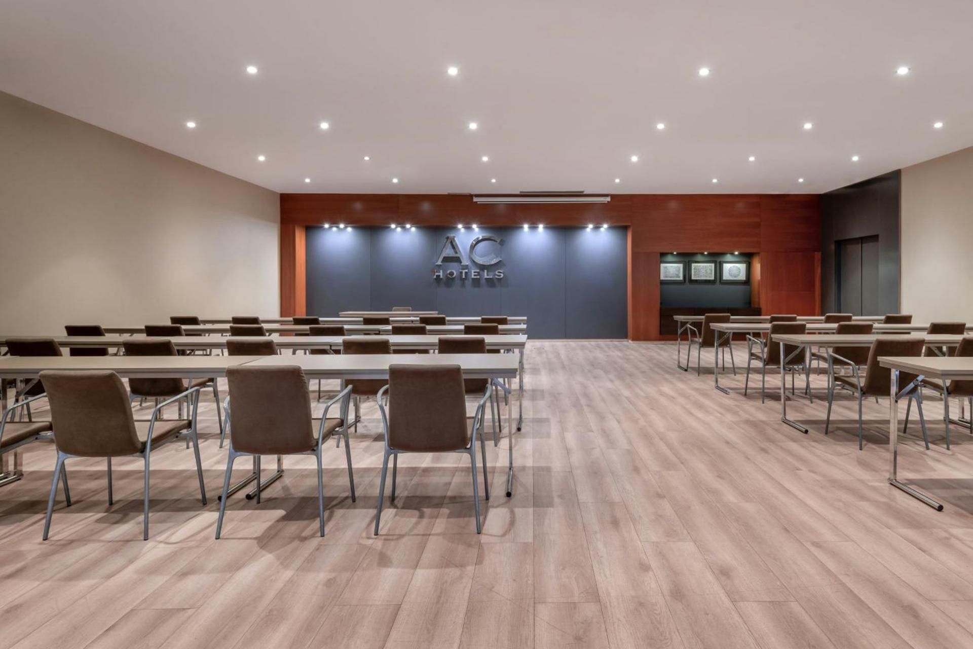 meeting room / ballrooms