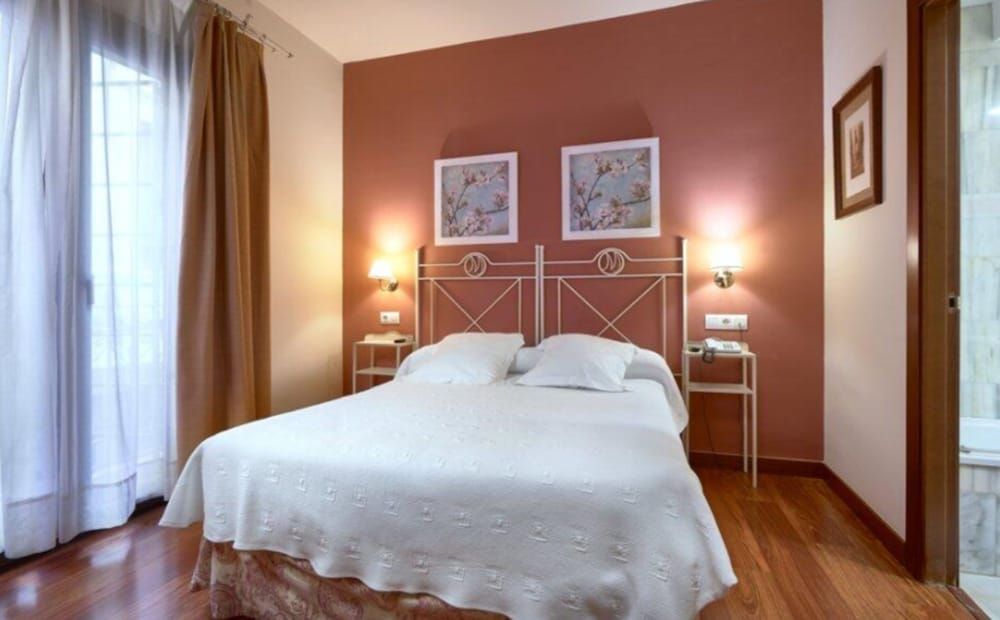 undefined Hotel Murillo 5