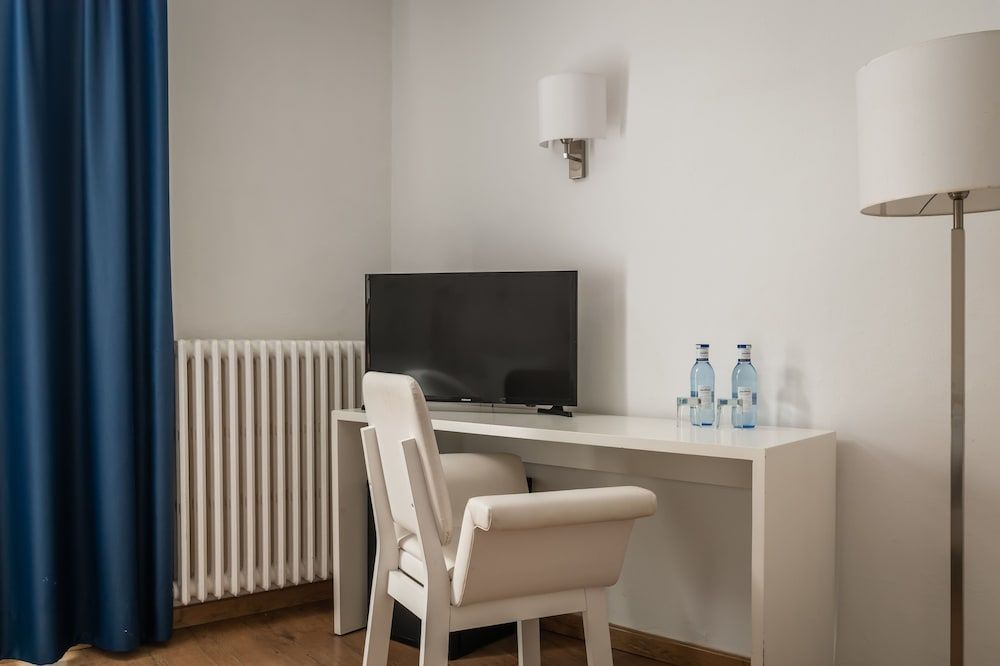 Hotel Medium Sitges Park Double or Twin Room, Terrace 6