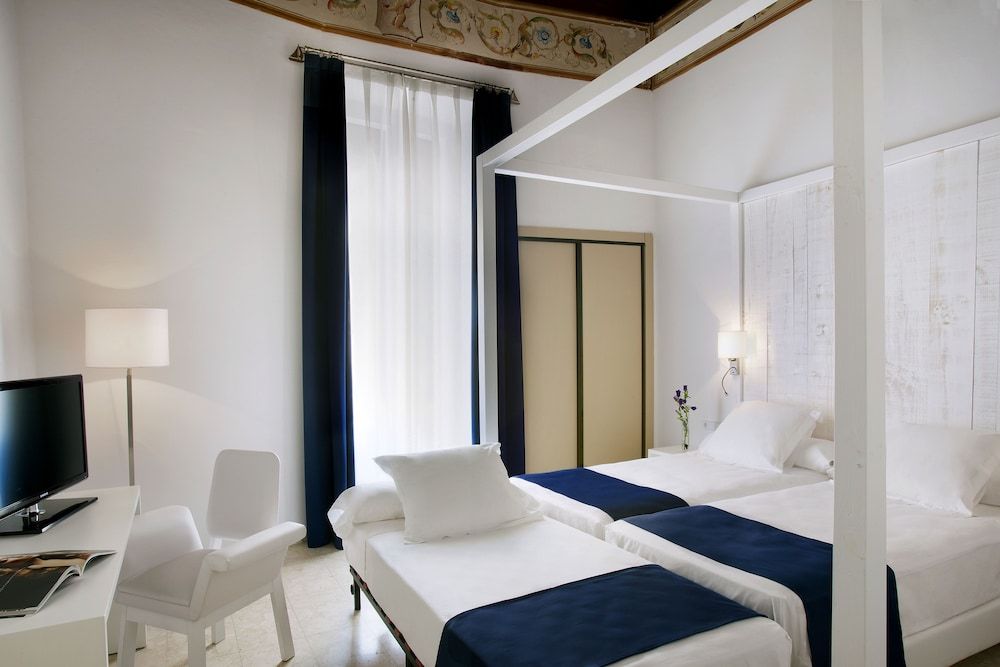 Hotel Medium Sitges Park Triple Room 2