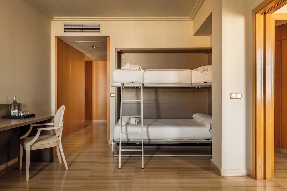 Hotel SB Ciutat Tarragona Family Room 3