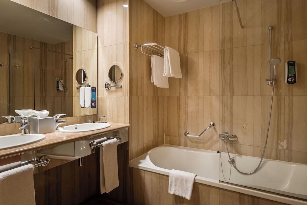 Hotel SB Ciutat Tarragona Family Room 5