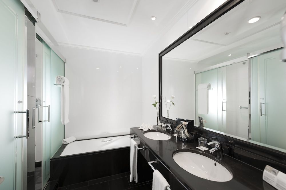 Eurostars Palacio Buenavista Double Room (Romantic Package) 4