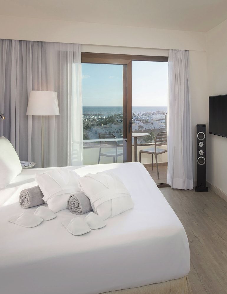 Ocean House Costa del Sol, Affiliated by Meliá Suite Premium Front Sea View (2+2) 2