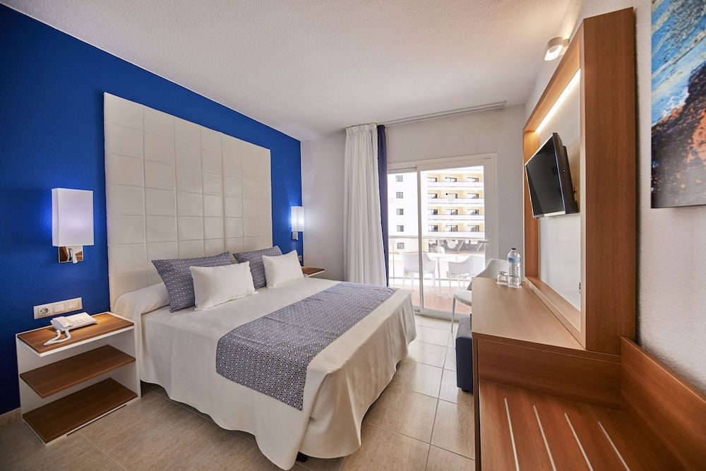 Double Room, Partial Sea View
