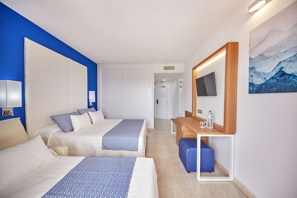 Triple Room, Partial Sea View (3 adults)
